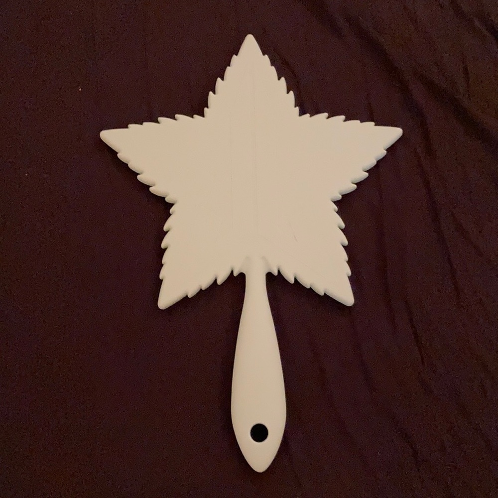 Jeffree Star Mint Leaf Mirror
